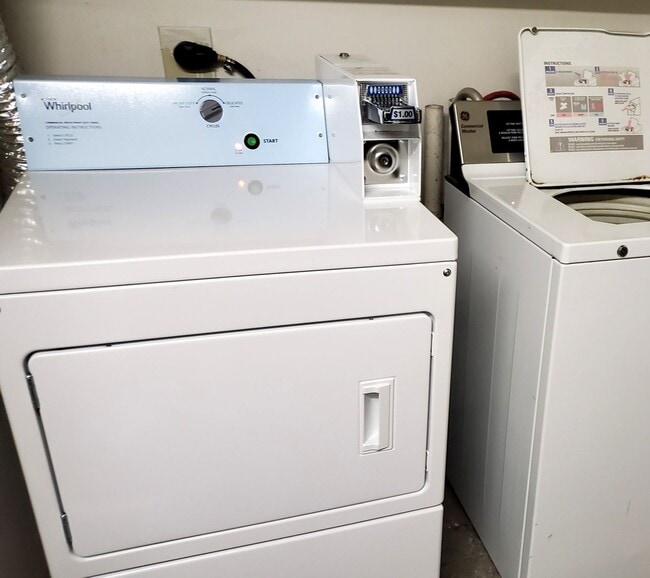 Interior Photo - 19 E State St. 10 Unit