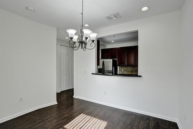 Building Photo - 3915 Passion Flower Rd