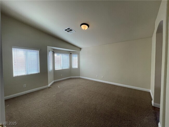 Building Photo - 6224 Dara St