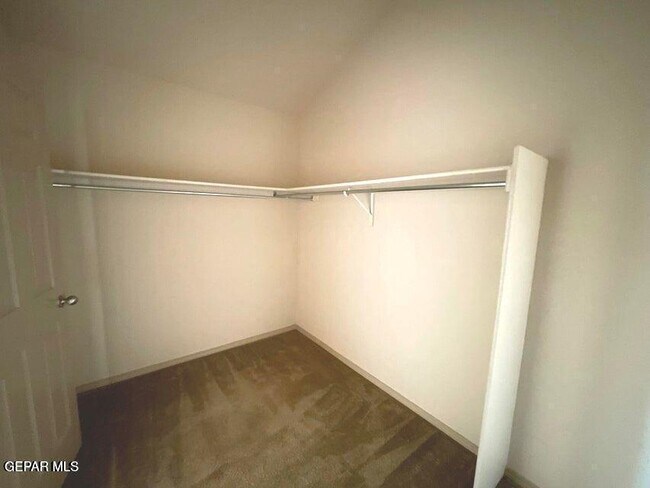 Building Photo - 4001 Hueco Valley Dr