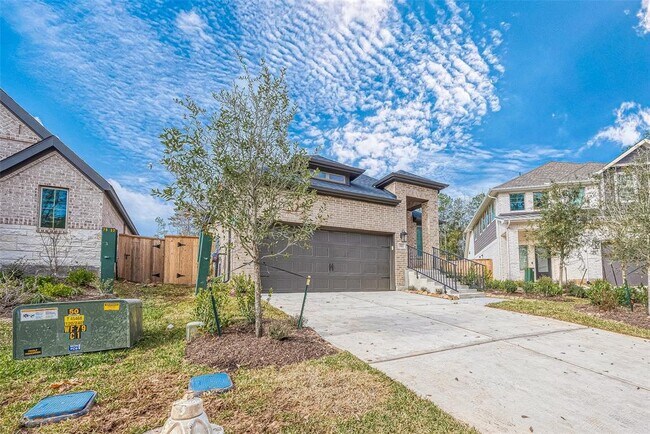 Primary Photo - 213 McCrea Ct