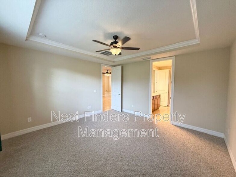 Building Photo - 29 Lakefront Ln