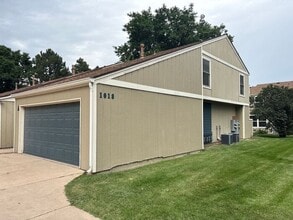 Building Photo - 1018 Davidson Dr