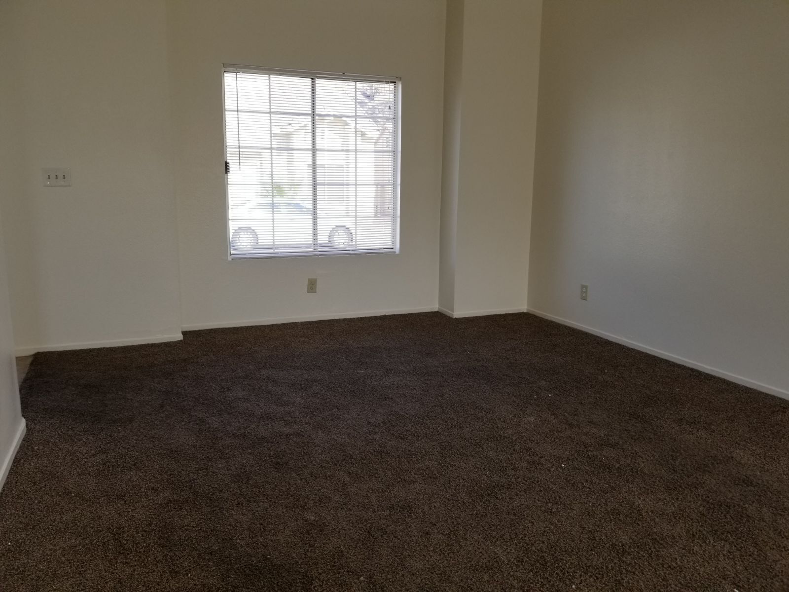 Building Photo - 2743 Clove Bud Dr