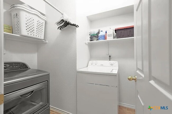 Building Photo - 4303 Jack Barnes Ave