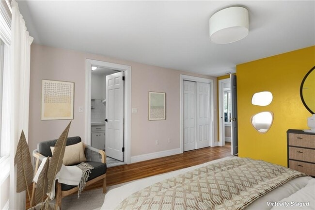 Building Photo - 20 Borden Farm Rd