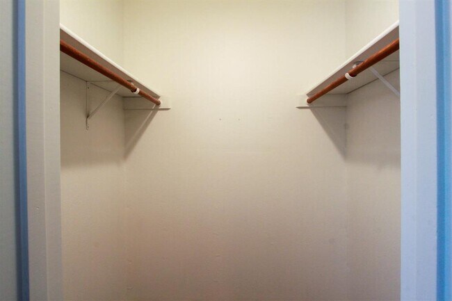 Building Photo - 605 Timber Trail