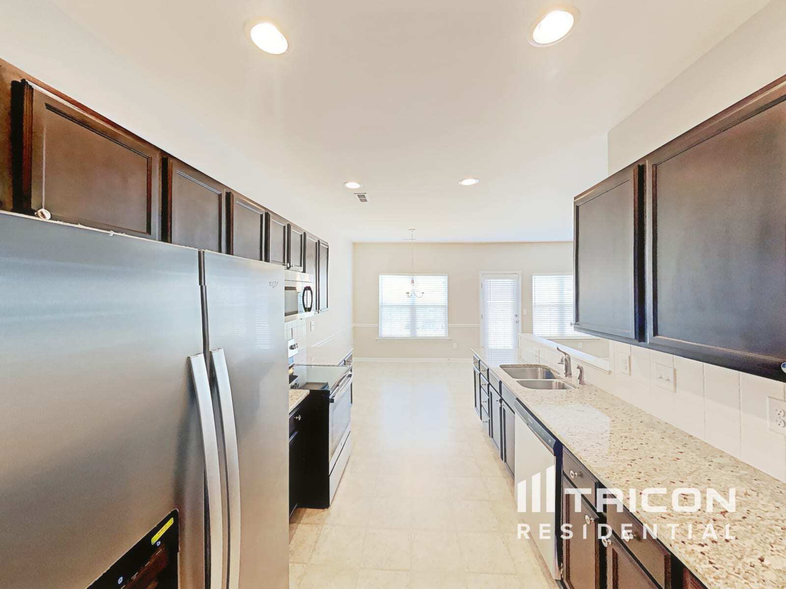 Building Photo - 109 Claystone Dr