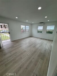 Building Photo - 201 E Home St