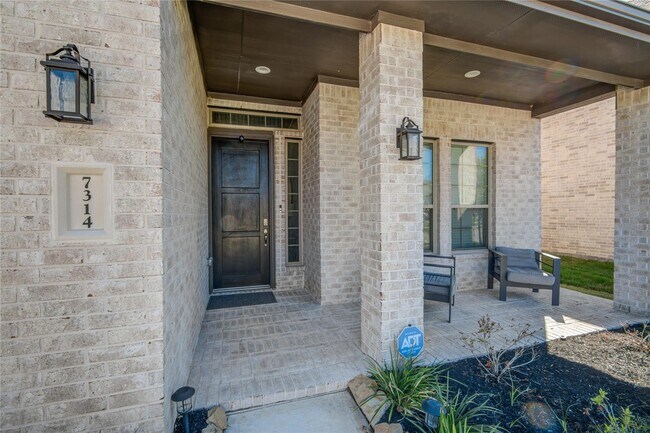 Building Photo - 7314 Kingbird Cv Ct