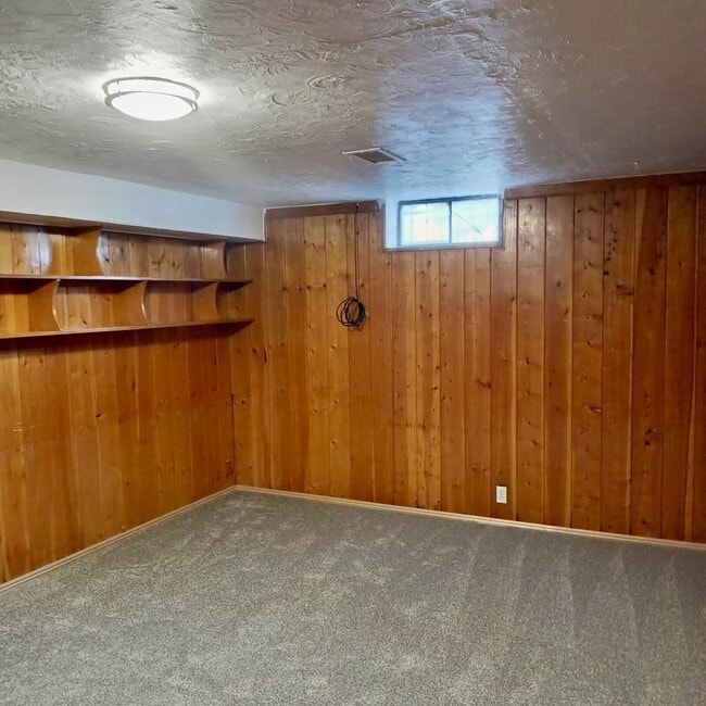 Building Photo - 3610 Fairfax St