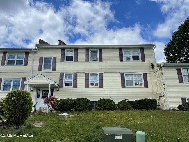 Primary Photo - 236 Sawmill Rd