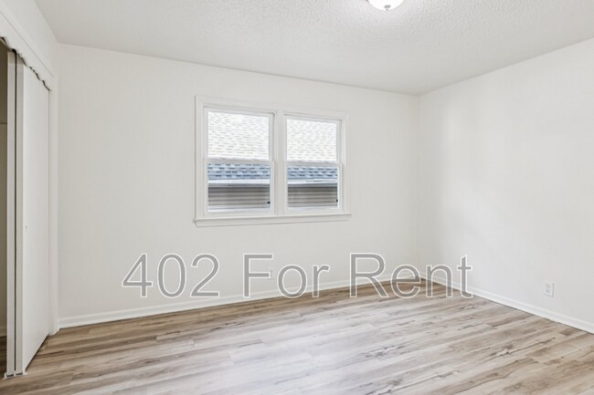 Building Photo - 1056 S 29th St