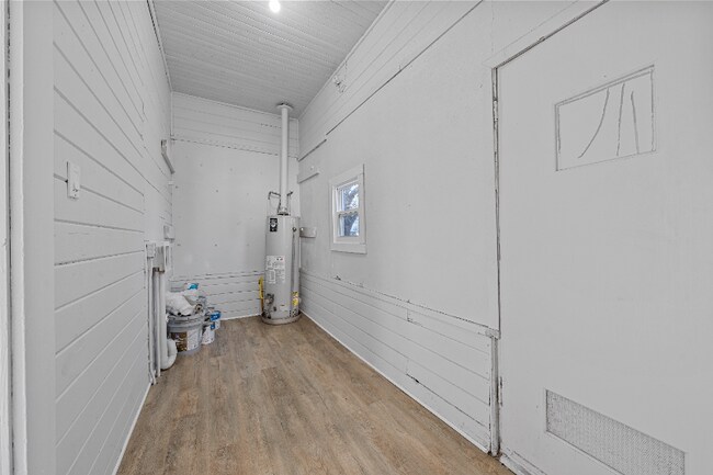 Building Photo - 817 S 10th St