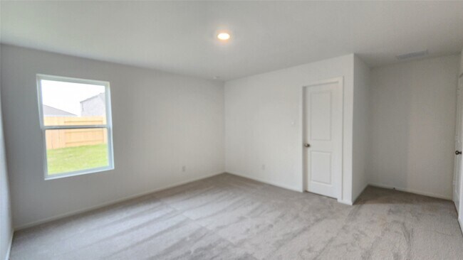 Building Photo - 16218 Rustic Pr Dr