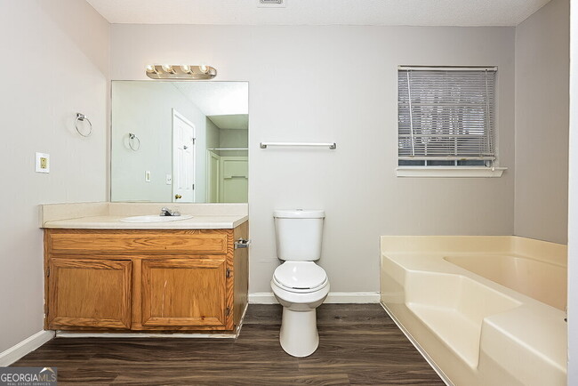Building Photo - 236 Brandon Ridge Cir