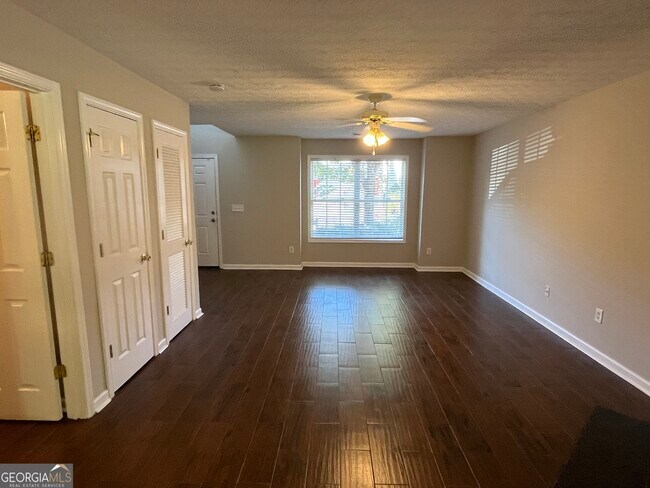 Building Photo - 4702 St James Way