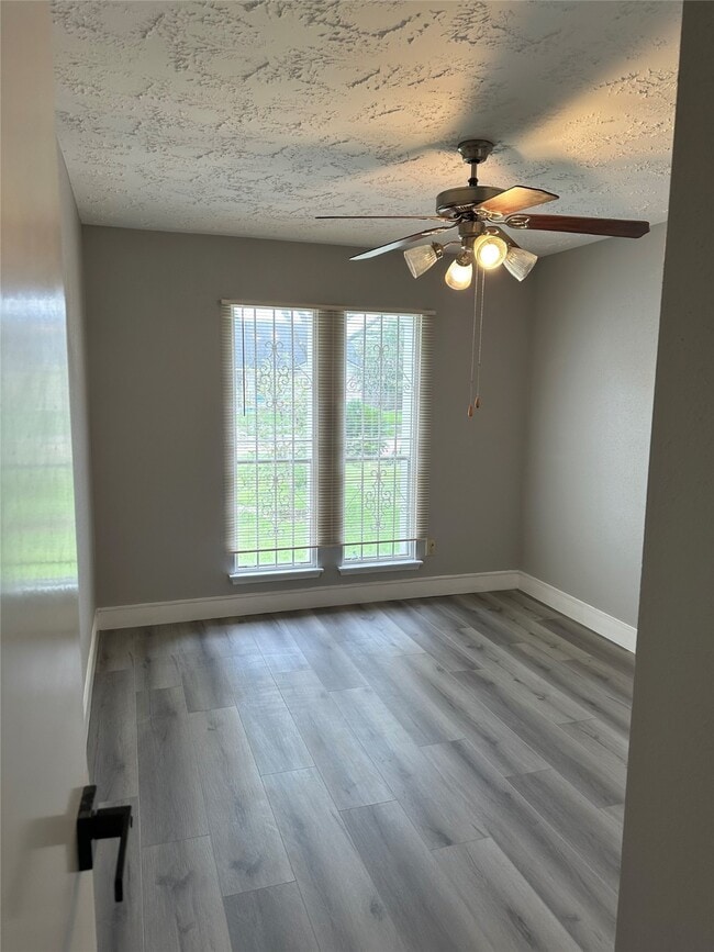 Building Photo - 14803 Wind Cave Ln