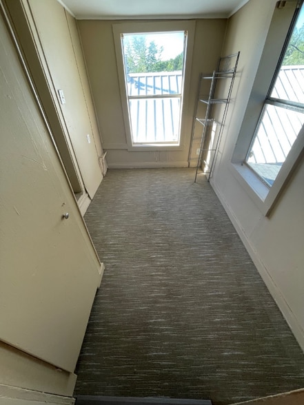 Building Photo - 238 S Oklahoma Ave