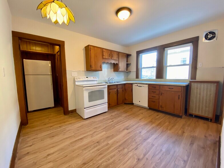 Building Photo - 9 Jonathan St