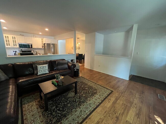 Building Photo - Adorable Home in West Fort Collins