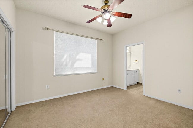 Building Photo - 4085 Crooked Mile Rd