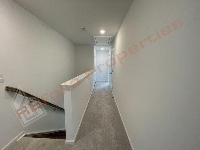 Building Photo - Brand New 2BR/3BA Townhome in Prime Apex L...