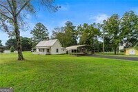 Building Photo - 5705 P W A Dr