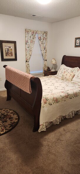 Building Photo - 2593 Nancelon Cir N