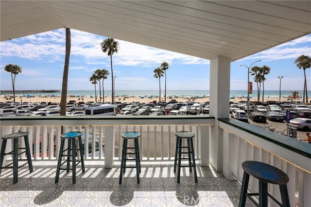 Building Photo - 2214 W Oceanfront