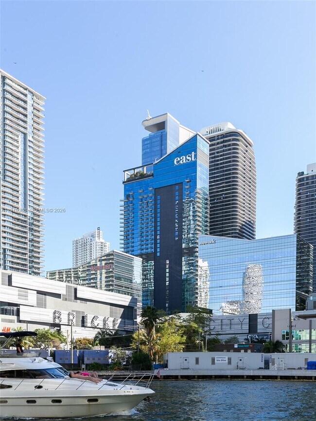 Building Photo - 90 SW 3rd St