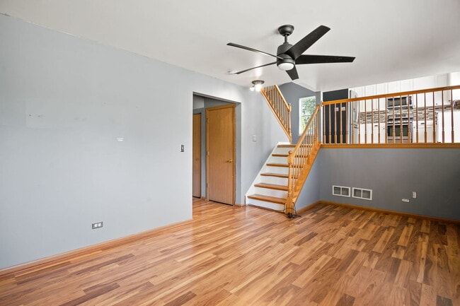 Building Photo - 776 Chesterfield Ln