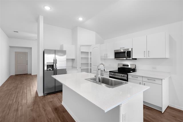 Building Photo - 218 Knoll Pines Drive