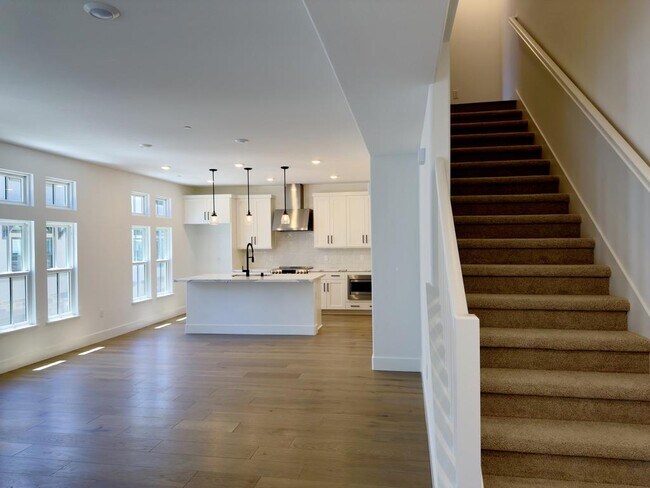 Building Photo - 543 Shockley Aly