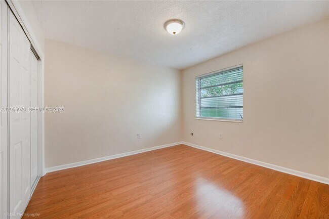 Building Photo - 5100 W Flagler St