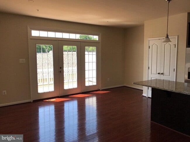 Building Photo - 2727 Egret Way