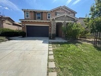 Building Photo - 446 Almond Ln