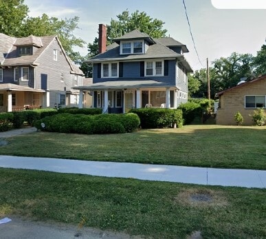 Primary Photo - 10509 Drexel Ave