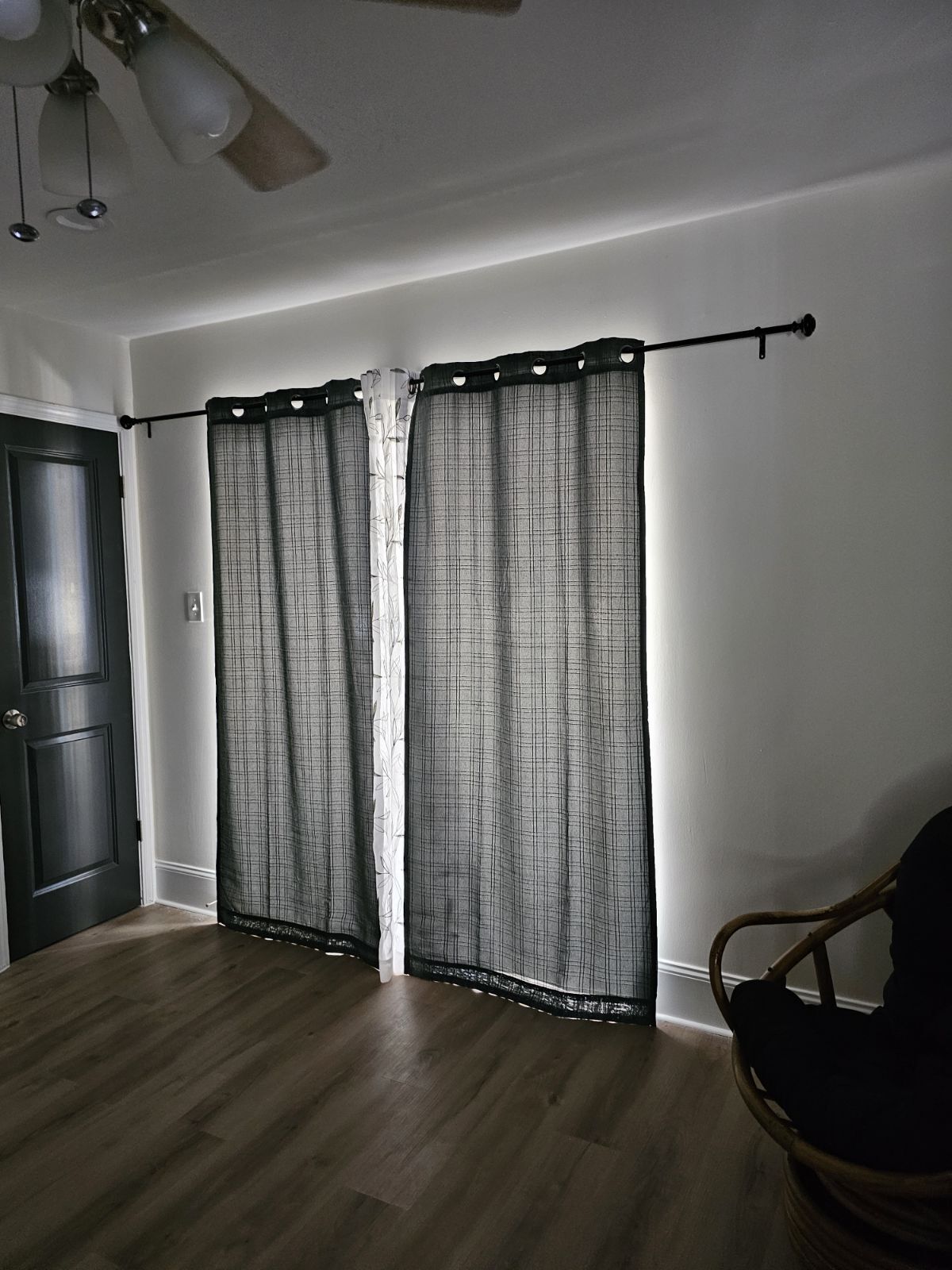 Building Photo - 4833 Zenith St