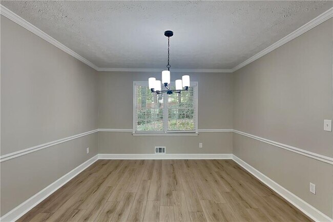 Building Photo - 3163 Oak Springs Way