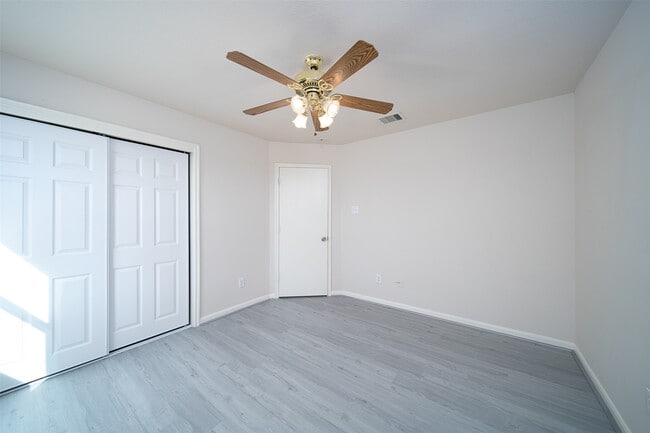 Building Photo - 12934 Kingston Point Ln