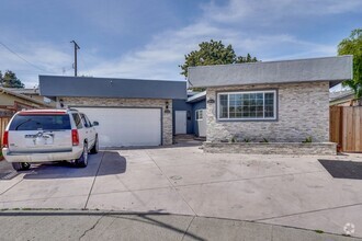 Building Photo - Excellent 2 Bed 1 Bath Home in Santa Clara!