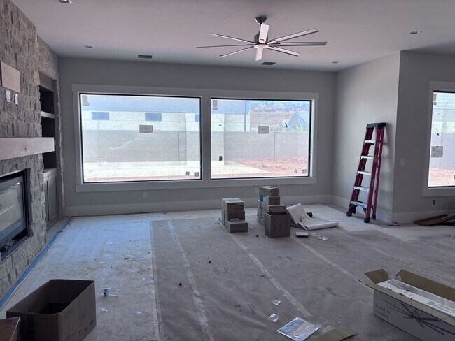 Building Photo - 338 Climber Wharf Ln