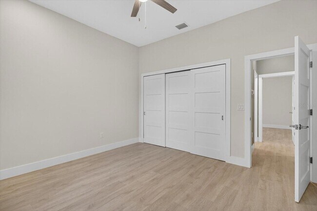 Building Photo - 207 Athens St