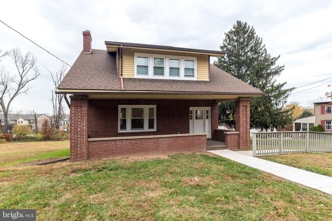 Building Photo - 343 Pawlings Rd