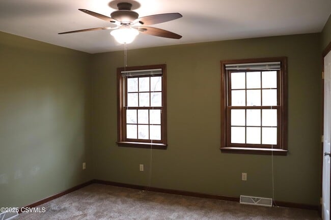 Building Photo - 108 Hawk Ridge Rd