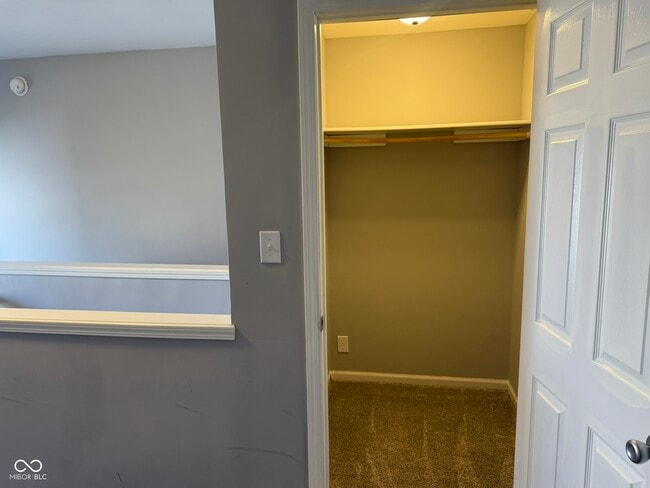 Building Photo - 1156 Hoyt Ave