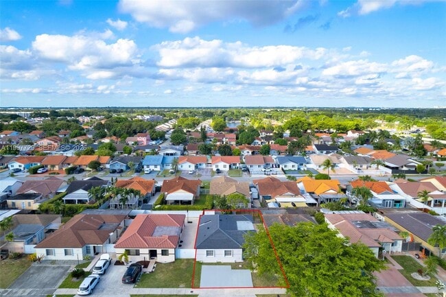 Building Photo - 14755 SW 82nd Terrace