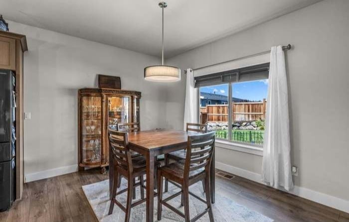 Building Photo - 4575 SW Antelope Ave