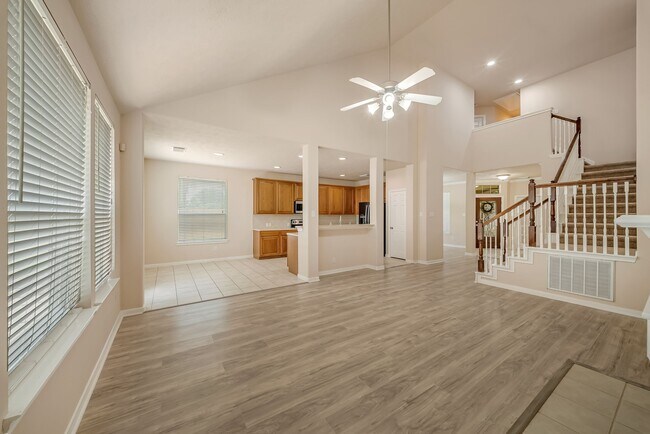 Building Photo - 18106 Linden Forest Ln